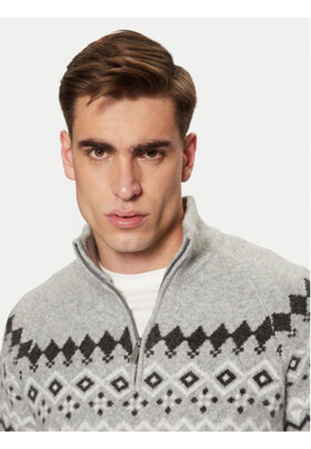 Guess Sweter M4PR59 Z3LQ0 Szary Regular Fit. Kolor: szary. Materiał: syntetyk