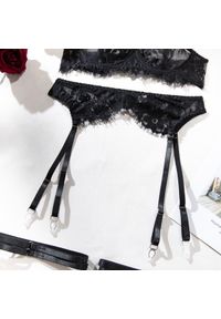 Intica - Komplet bielizny pięcioczęściowy z koronką i regulowanymi paskami Almaz. Kolor: biały. Materiał: koronka. Wzór: koronka #5