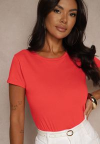 Renee - Czerwony Bawełniany Casualowy T-shirt Arpollia. Okazja: na co dzień. Kolor: czerwony. Materiał: bawełna. Styl: casual