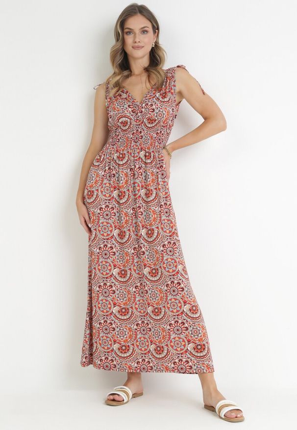 Born2be - Pomarańczowa Wiskozowa Sukienka Maxi w Kwiaty z Gumką w Pasie Tolira. Kolor: pomarańczowy. Materiał: wiskoza. Długość rękawa: bez rękawów. Wzór: kwiaty. Długość: maxi