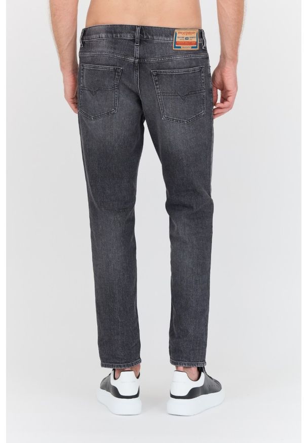 Diesel - DIESEL Czarne męskie jeansy D-finitive Tapered, Rozmiar 34. Kolor: czarny