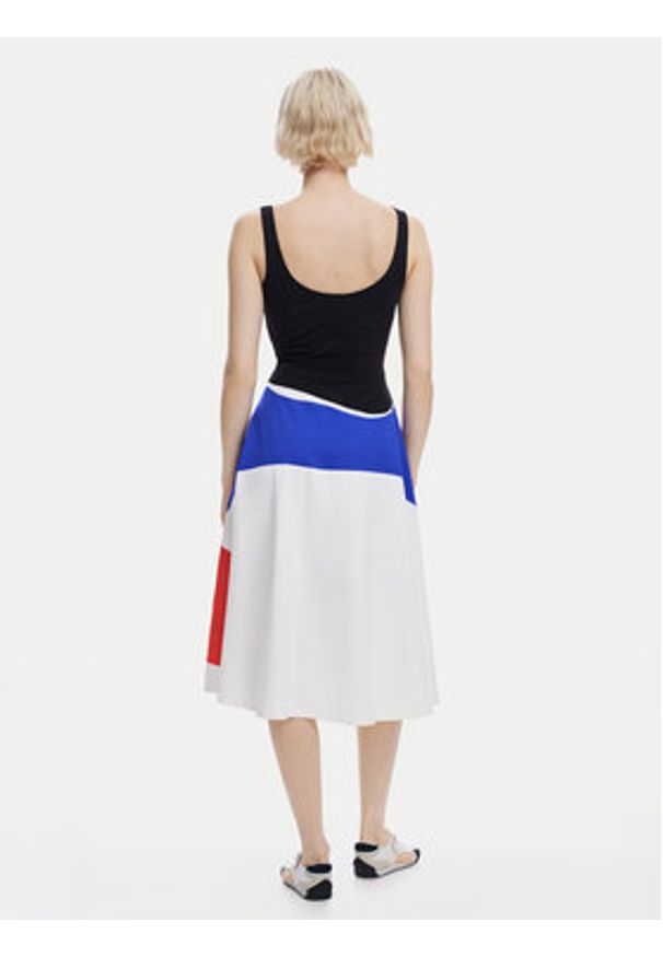 Desigual Sukienka codzienna Ondas 25SWVK41 Kolorowy Regular Fit. Okazja: na co dzień. Materiał: bawełna. Wzór: kolorowy. Typ sukienki: proste. Styl: casual