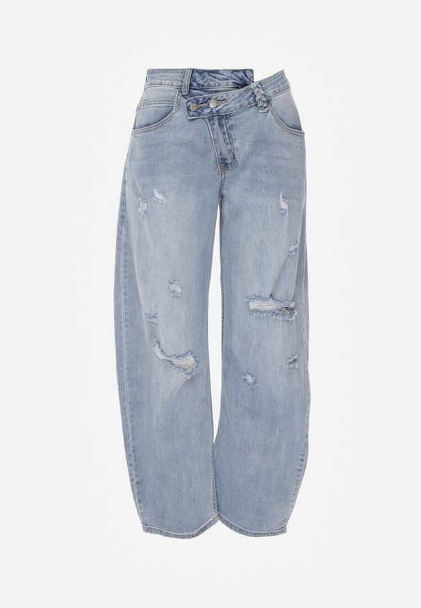 Renee - Niebieskie Asymetryczne Jeansy Balloon z Bawełny z Przetarciami i Dziurami Nedissa. Okazja: na co dzień. Kolor: niebieski. Długość: krótkie. Styl: casual