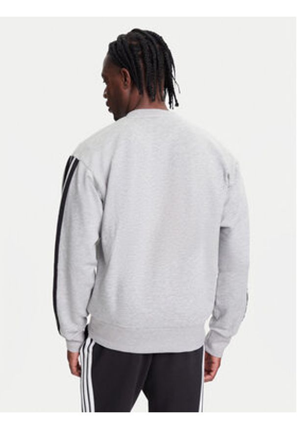 Adidas - adidas Bluza Essentials 3-Stripes JE6308 Szary Regular Fit. Kolor: szary. Materiał: bawełna, syntetyk