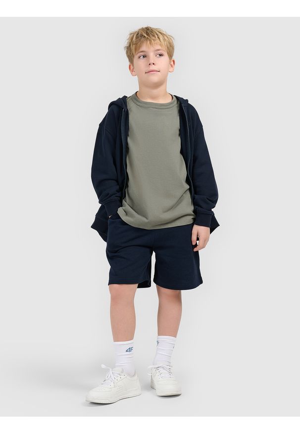 4f - 4F Spodenki dresowe chłopięce - granatowe 164 (13-14 lat). Okazja: na co dzień. Kolor: niebieski. Materiał: dresówka. Długość: krótkie. Wzór: gładki, ze splotem. Sezon: lato. Styl: casual, sportowy