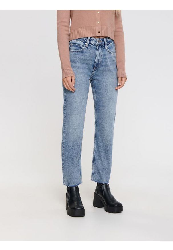 Sinsay - Jeansy straight high waist - niebieski. Stan: podwyższony. Kolor: niebieski