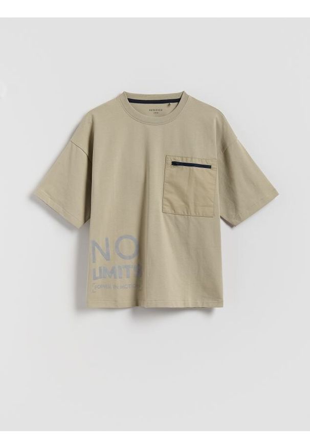 Reserved - Bawełniany t-shirt oversize - kremowy. Kolor: kremowy. Materiał: bawełna