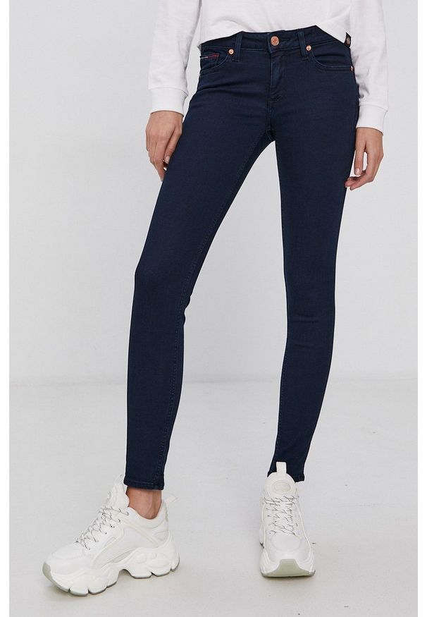 Tommy Jeans Jeansy damskie high waist. Stan: podwyższony. Kolor: niebieski