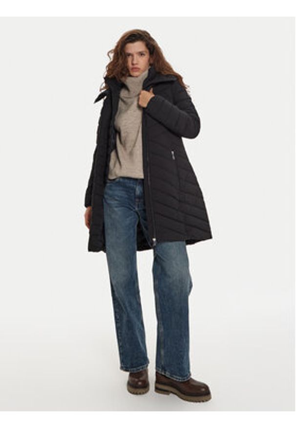 DKNY Kurtka zimowa DLEMPN46 Czarny Slim Fit. Kolor: czarny. Materiał: syntetyk. Sezon: zima