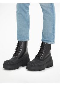 Calvin Klein Jeans Trzewiki Chunky Combat Lace Up Boot YM0YM00814 Czarny. Kolor: czarny
