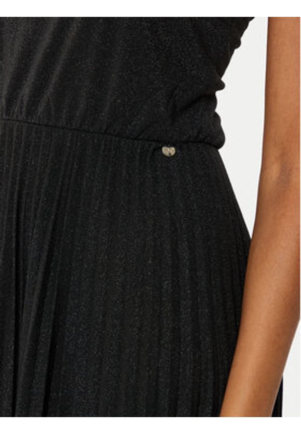 Rinascimento Sukienka koktajlowa CFC0121689003 Czarny Regular Fit. Kolor: czarny. Materiał: syntetyk. Styl: wizytowy