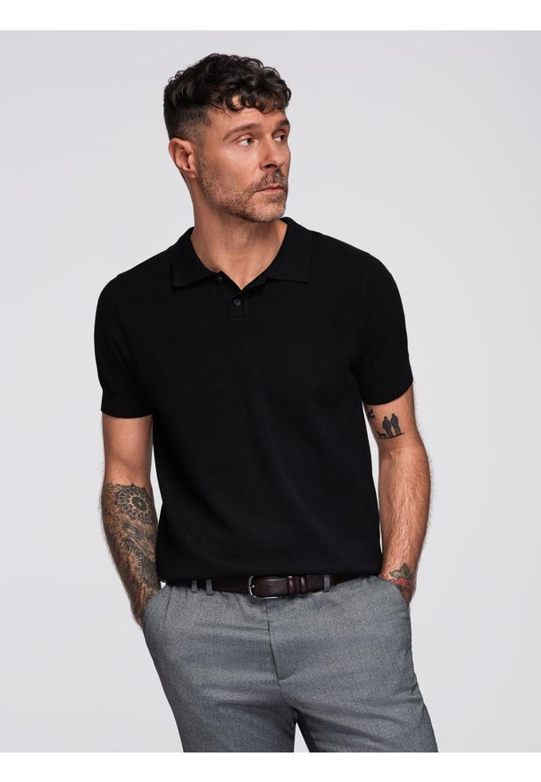 Ombre Clothing - Bawełniana męska koszulka polo ze strukturalnej dzianiny – czarna V5 - Rozmiar: XL. Okazja: do pracy, na co dzień. Typ kołnierza: polo. Kolor: czarny. Materiał: bawełna, dzianina. Długość: krótkie. Styl: casual, elegancki