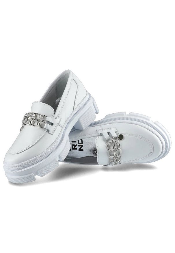 Białe Półbuty Karino Damskie Stylowe Obuwie. Okazja: na co dzień. Zapięcie: bez zapięcia. Kolor: biały. Materiał: skóra. Szerokość cholewki: normalna. Obcas: na płaskiej podeszwie. Styl: elegancki