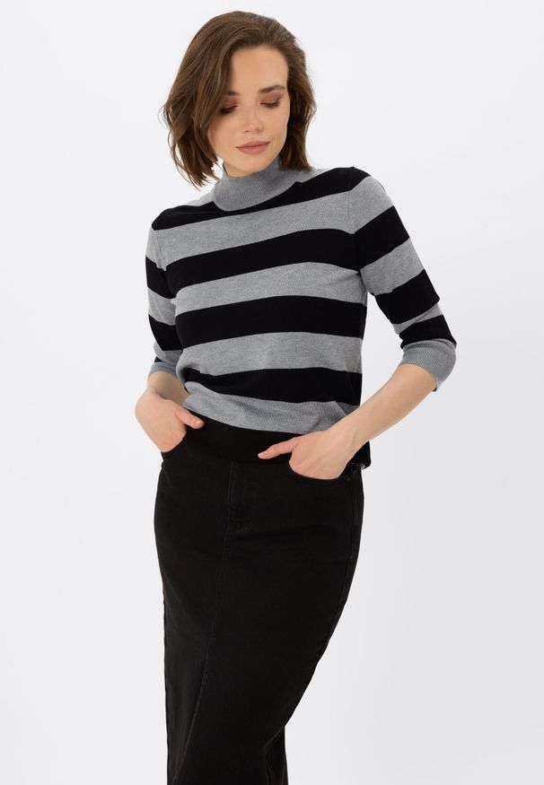 Volcano - Półgolf w paski S-TESS. Materiał: materiał, prążkowany, jeans. Długość rękawa: bez rękawów. Wzór: paski. Sezon: zima, jesień. Styl: klasyczny