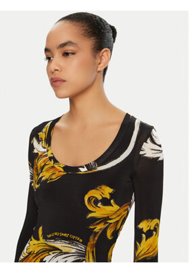 Versace Jeans Couture Sukienka codzienna 78HAO920 JS471 Czarny Regular Fit. Okazja: na co dzień. Kolor: czarny. Materiał: wiskoza. Typ sukienki: proste. Styl: casual