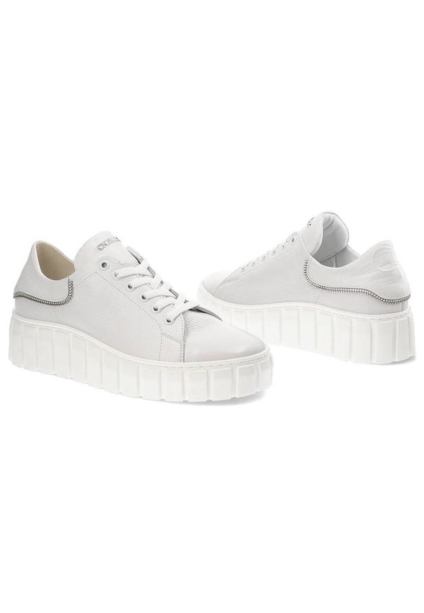CheBello - Białe Sneakersy Chebello Damskie Stylowe Obuwie. Kolor: biały. Materiał: skóra. Szerokość cholewki: normalna. Sezon: wiosna. Obcas: na platformie. Styl: elegancki