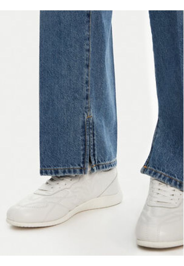 Pinko - PINKO Jeansy Lovely 104600 Niebieski Loose Fit. Kolor: niebieski