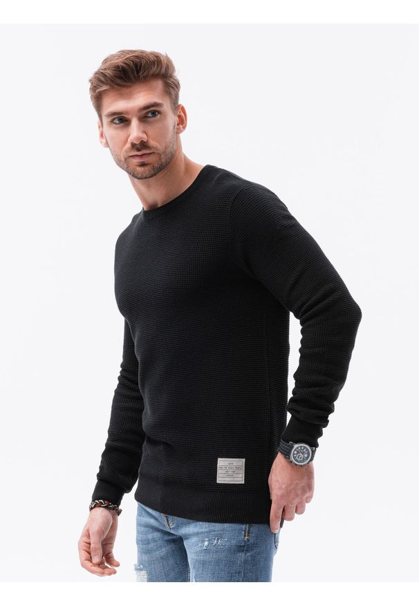 Ombre Clothing - Sweter męski E185 - czarny - XXL. Kolor: czarny. Materiał: bawełna, akryl. Długość rękawa: długi rękaw. Długość: długie. Wzór: aplikacja. Sezon: jesień, zima
