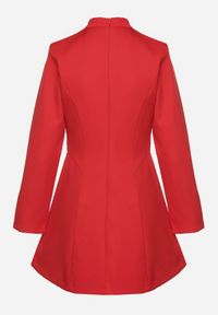 Born2be - Czerwona Taliowana Sukienka o Rozkloszowanym Dole Virvesa. Okazja: na co dzień. Kolor: czerwony. Styl: casual, elegancki #7