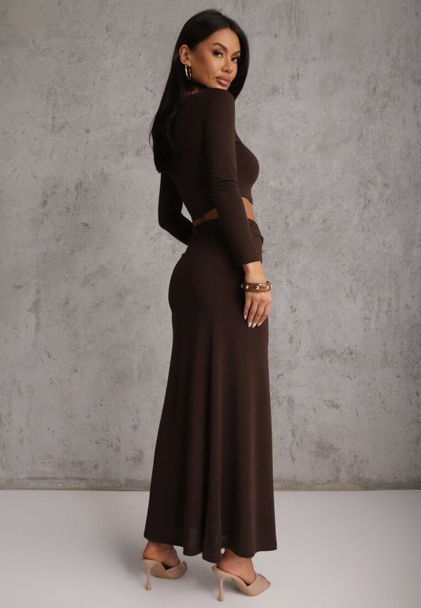 Renee - Brązowy Komplet Spódnica i Longsleeve Zdobione Marszczeniami i Aplikacjami Bervessa. Kolor: brązowy. Wzór: aplikacja