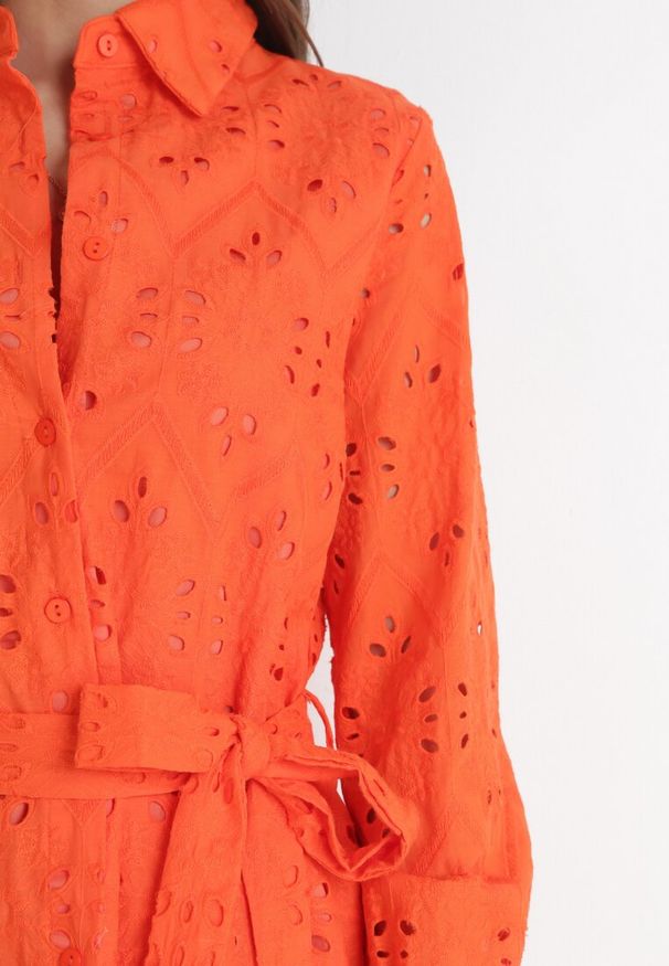 Born2be - Pomarańczowa Ażurowa Sukienka Bawełniana z Wiązanym Paskiem Ilerah. Kolor: pomarańczowy. Materiał: bawełna. Wzór: ażurowy. Styl: boho