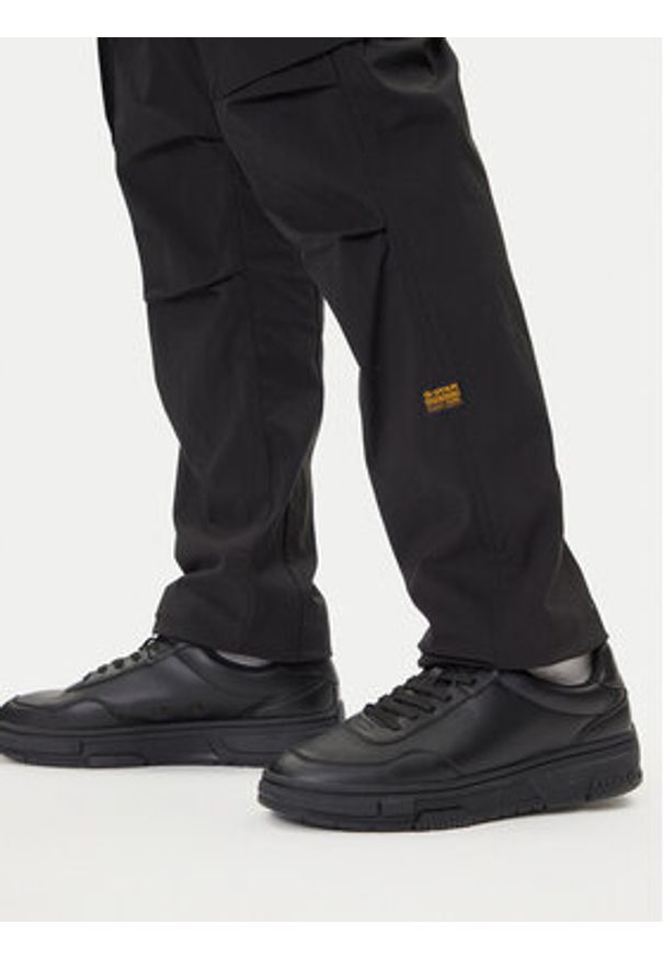 G-Star RAW - G-Star Raw Spodnie materiałowe Core D24309-E070 Czarny Regular Fit. Kolor: czarny. Materiał: bawełna