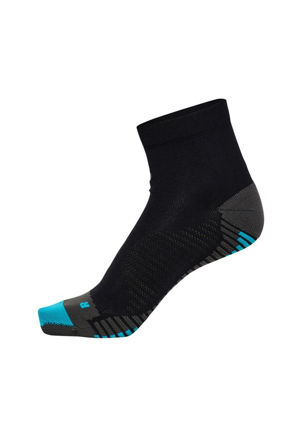 NewLine - Skarpetki Newline tech. Kolor: czarny. Sport: bieganie