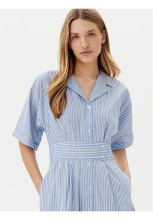 YAS Sukienka koszulowa Astor 26037276 Niebieski Regular Fit. Kolor: niebieski. Materiał: bawełna. Typ sukienki: koszulowe