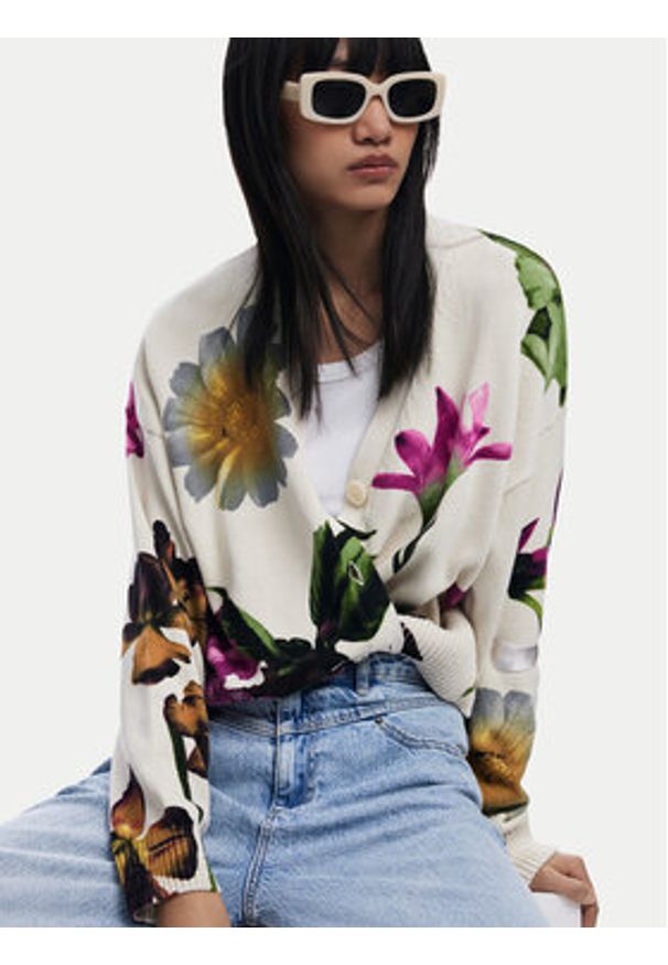 Desigual Kardigan Vania 25SWJF34 Beżowy Loose Fit. Kolor: beżowy. Materiał: bawełna