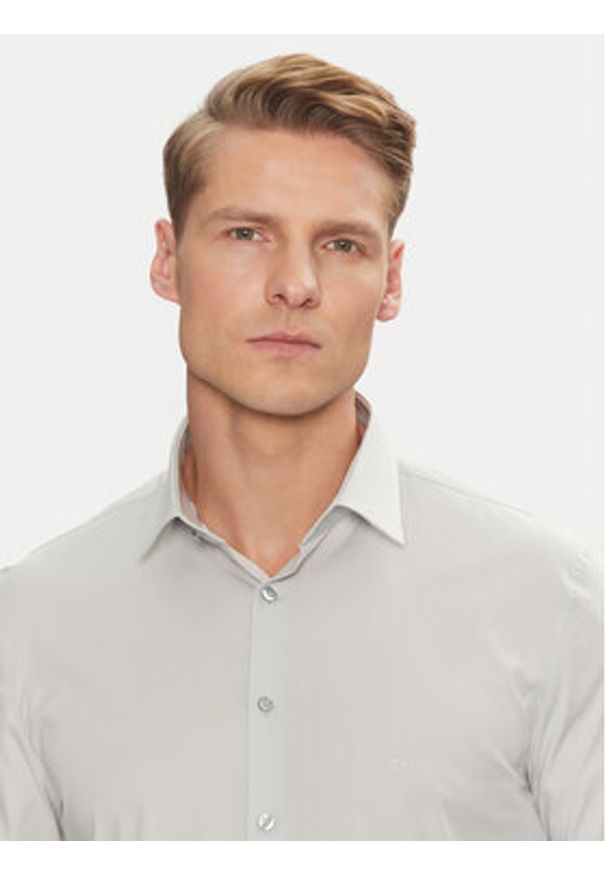Calvin Klein Koszula Poplin Stretch Slim Shirt K10K108229 Szary Slim Fit. Kolor: szary. Materiał: bawełna