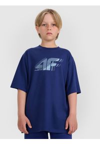 4f - 4F T-shirt oversize z nadrukiem chłopięcy - granatowy 146 (10-11 lat). Okazja: na co dzień. Kolor: niebieski. Materiał: jersey, bawełna, materiał. Wzór: nadruk. Sezon: lato. Styl: casual, klasyczny, sportowy #1
