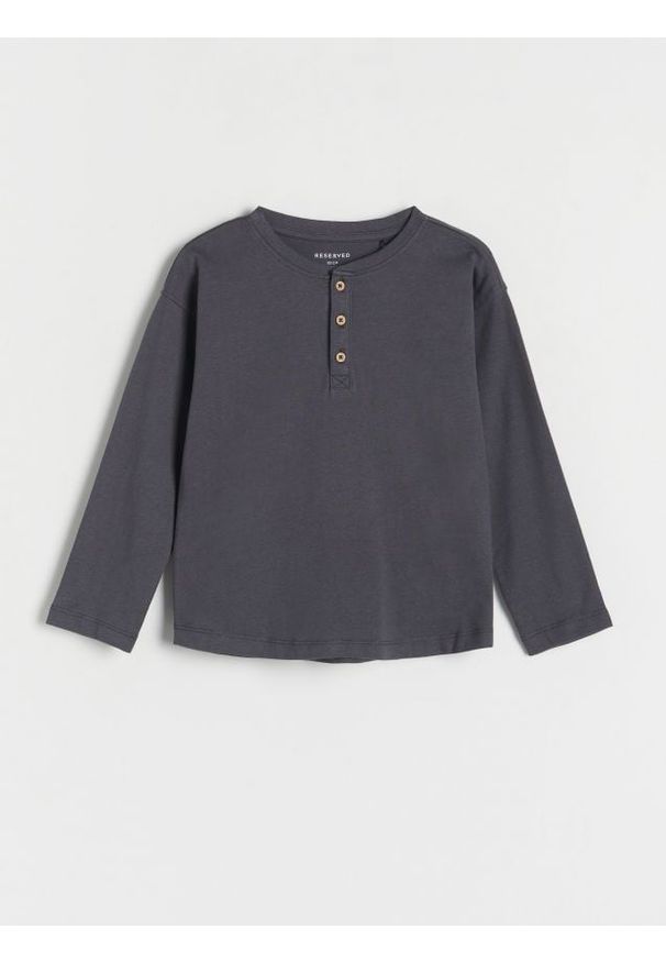 Reserved - Longsleeve henley - ciemnoszary. Typ kołnierza: typu henley. Kolor: szary. Materiał: bawełna, dzianina. Długość rękawa: długi rękaw. Wzór: gładki