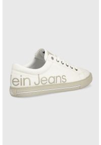 Calvin Klein Jeans tenisówki YM0YM00307.YAF męskie kolor biały. Nosek buta: okrągły. Zapięcie: sznurówki. Kolor: biały. Materiał: włókno #2