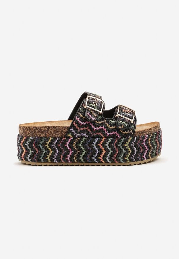 Renee - Czarne Plecione Klapki na Grubej Podeszwie w Geometryczny Wzór Fevilise. Kolor: czarny. Materiał: jeans. Wzór: geometria. Styl: boho