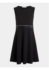 Calvin Klein Jeans Sukienka letnia Logo Tape IG0IG02497 Czarny Regular Fit. Kolor: czarny. Materiał: syntetyk. Sezon: lato