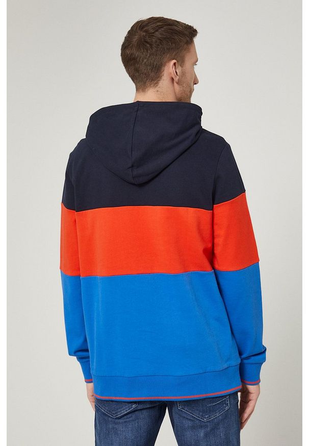 medicine - Medicine bluza bawełniana męska z kapturem wzorzysta. Okazja: na co dzień. Typ kołnierza: kaptur. Materiał: bawełna. Długość: krótkie. Styl: casual
