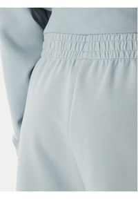 Adidas - adidas Szorty sportowe Soft Lux KA6996 Zielony Loose Fit. Kolor: zielony. Materiał: syntetyk #4
