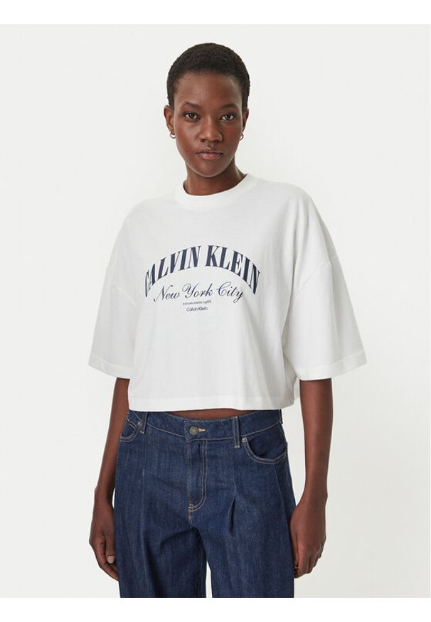 Calvin Klein Jeans T-Shirt LV047F813G Biały Boxy Fit. Kolor: biały. Materiał: bawełna
