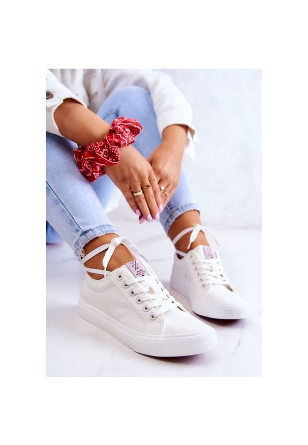 Damskie Tenisówki Materiałowe Cross Jeans JJ2R4050C Białe. Kolor: biały. Materiał: materiał. Obcas: na platformie