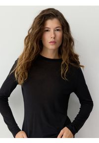 Reserved - Longsleeve z dodatkiem kaszmiru - czarny. Kolor: czarny. Materiał: kaszmir. Długość rękawa: długi rękaw #1