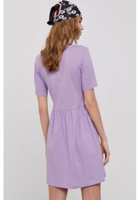 JDY - Jacqueline de Yong - Sukienka. Kolor: fioletowy. Materiał: tkanina. Długość rękawa: krótki rękaw. Wzór: gładki. Typ sukienki: rozkloszowane #4