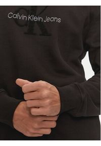 Calvin Klein Jeans Bluza Chenille J30J326144 Czarny Regular Fit. Kolor: czarny. Materiał: bawełna #2