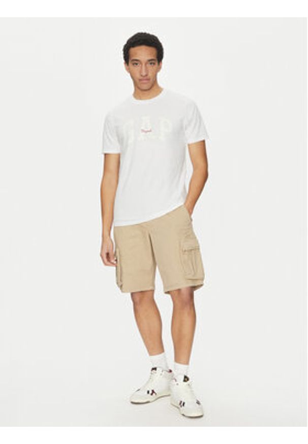 GAP - Gap Szorty materiałowe 880822-00 Khaki Relaxed Fit. Kolor: brązowy. Materiał: bawełna