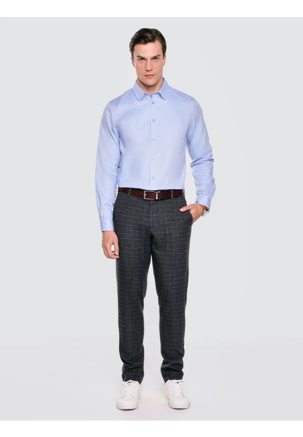 Big-Star - Koszula męska bawełniana błękitna Guberno 400. Okazja: do pracy. Kolor: niebieski. Materiał: bawełna. Wzór: haft, ze splotem, jodełka. Styl: elegancki, klasyczny