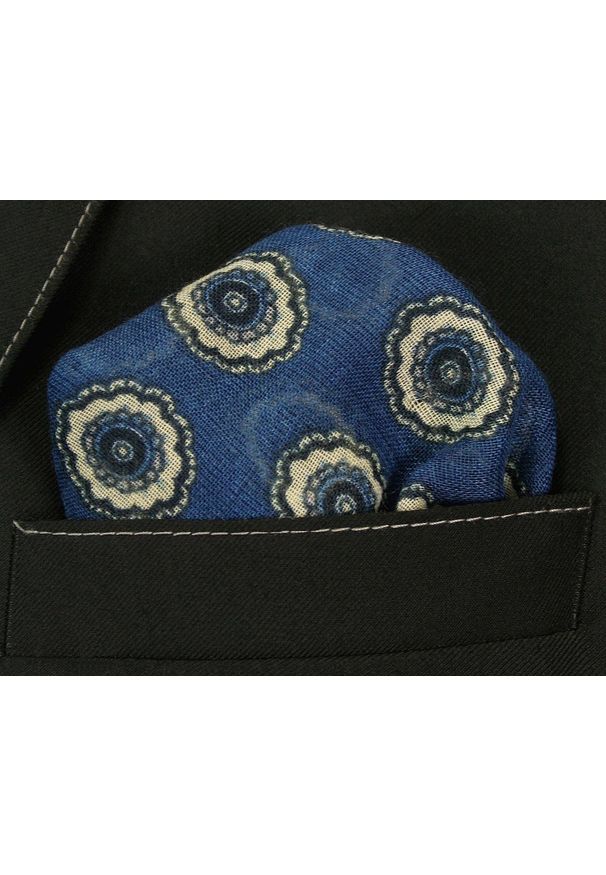 Chattier - Poszetka Beżowo-Niebieska, Wzór Geometryczny, Męska, Cienka, Delikatna, Elegancka -CHATTIER. Kolor: brązowy, beżowy, wielokolorowy, niebieski. Materiał: poliester. Wzór: geometria