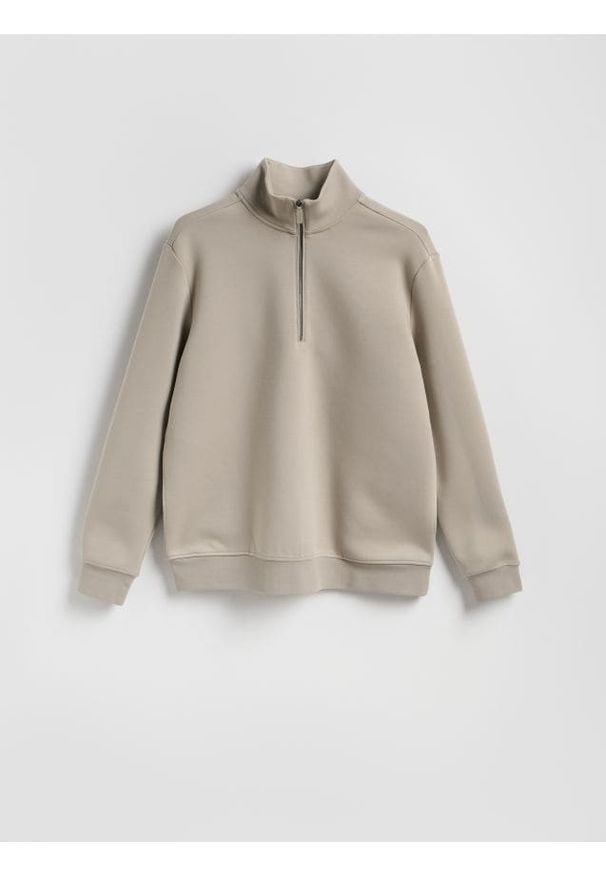 Reserved - Gładka bluza ze stójką - jasnoszary. Typ kołnierza: kołnierzyk stójkowy. Kolor: szary. Materiał: bawełna, dzianina. Wzór: gładki