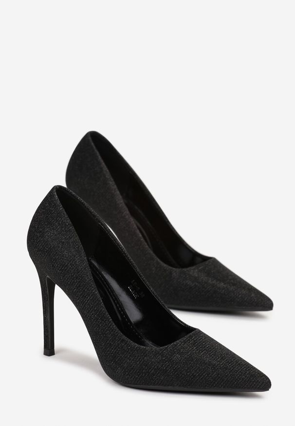 Renee - Czarne Brokatowe Szpilki ze Szpiczastym Noskiem Dazzla. Okazja: na co dzień, na randkę. Nosek buta: szpiczasty. Kolor: czarny. Materiał: jeans, materiał. Wzór: aplikacja. Obcas: na szpilce. Styl: casual. Wysokość obcasa: średni
