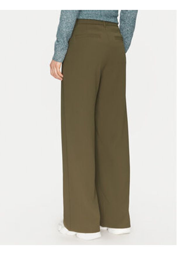 GAP - Gap Spodnie materiałowe 855968-02 Zielony Straight Fit. Kolor: zielony. Materiał: syntetyk