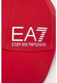 EA7 Emporio Armani Czapka 275936.0P010.NOS kolor czerwony z aplikacją. Kolor: czerwony. Wzór: aplikacja #2