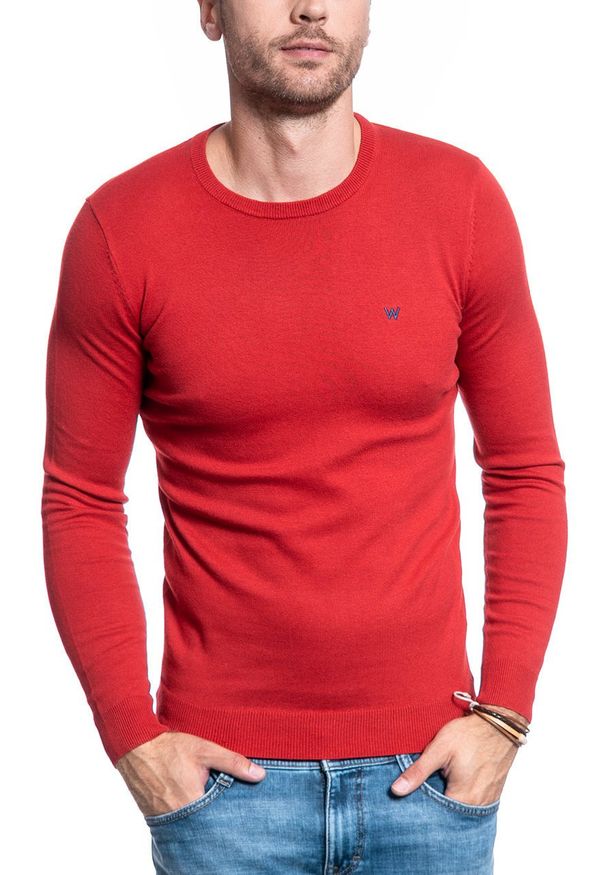 Wrangler - MĘSKI SWETER WRANGLER CREW KNIT RED W85674Q47 112132255. Okazja: na co dzień. Materiał: jeans, wełna, poliester, bawełna, sztruks. Długość: długie. Wzór: gładki, jednolity. Styl: klasyczny, casual